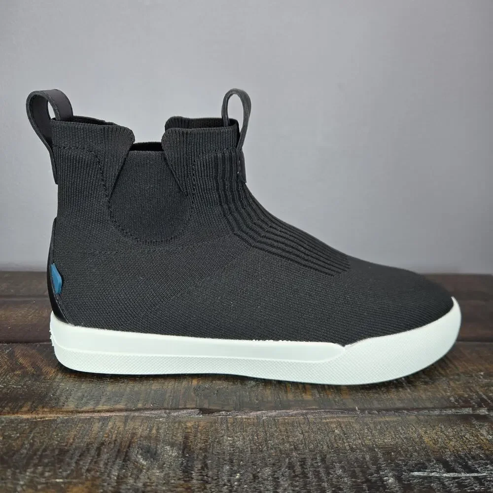 NEW Vessi Weekend Chelsea Mens Size 12 Waterproof Shoes Boots Asphalt Black